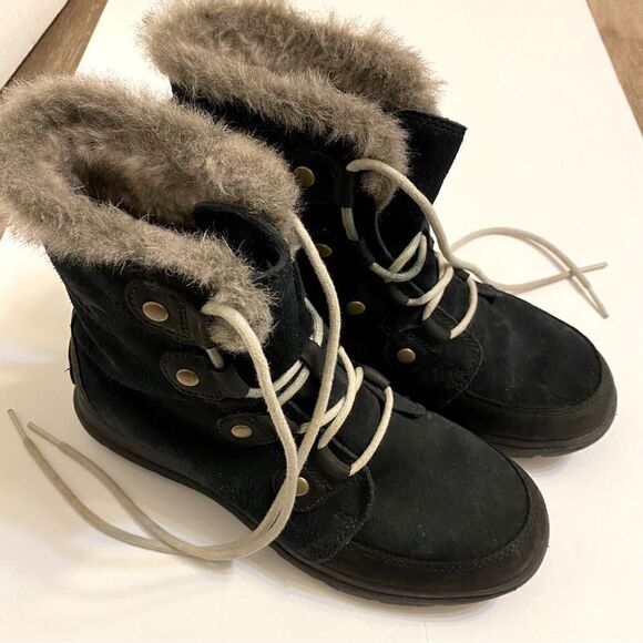 Sorel Explorer II Joan short flat Boots Black fur lined lace up leather suede 9 - Picture 3 of 12